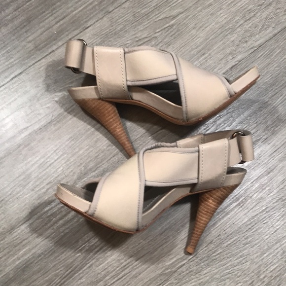 Theory Light Taupe Sling Back Crisscross Heeled Sandals size 37 - Picture 4 of 10